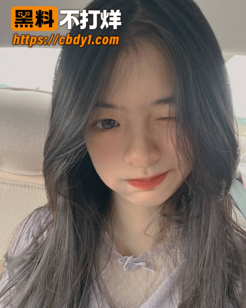 长发红唇妹子做爱 1