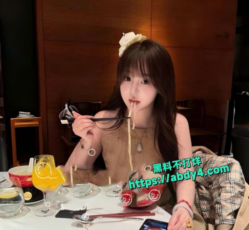 河北女大学生林雪瑶4