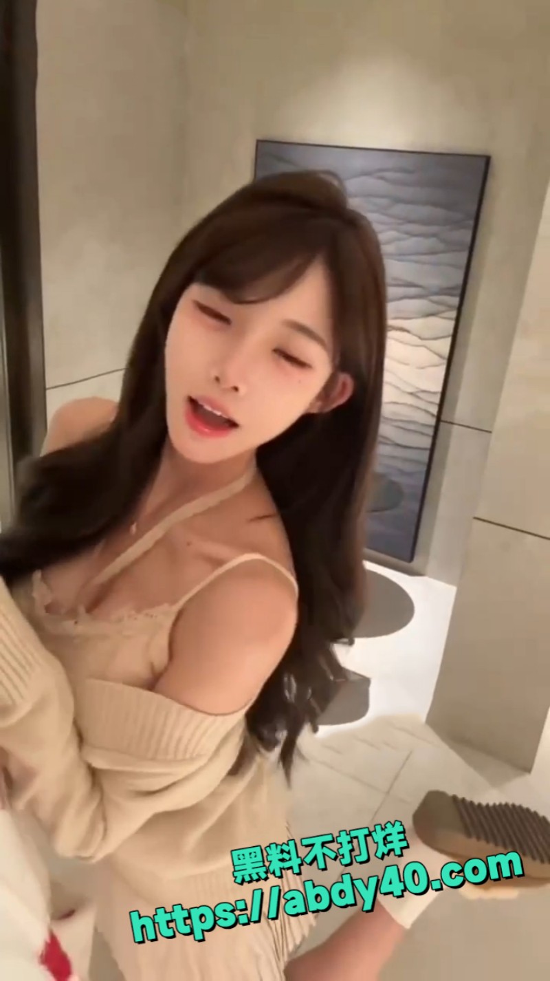 抖音百万粉博主小陆又饿了 7