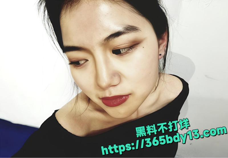 湖南文理学院赵修哲清纯反差视频26.