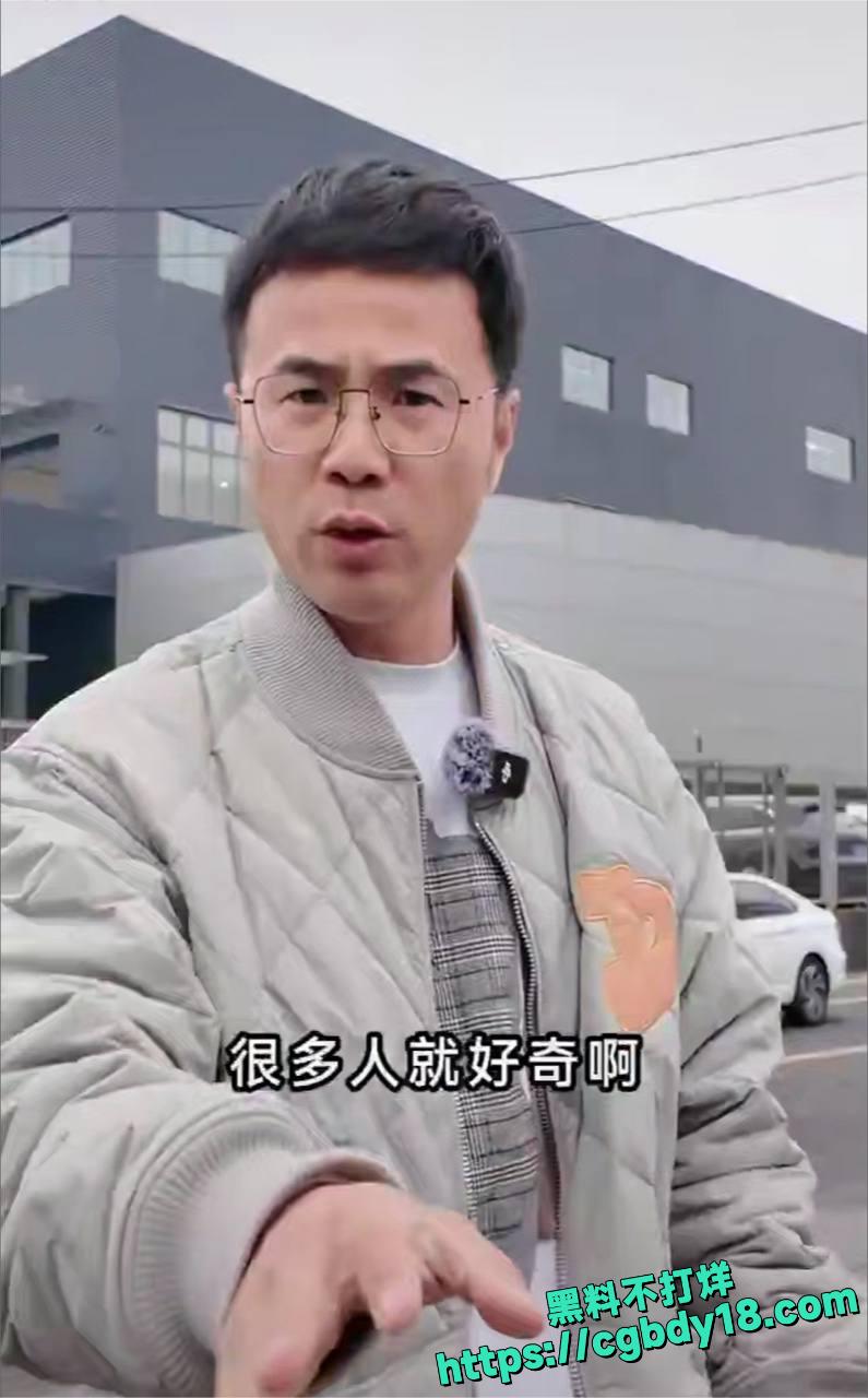 沈阳车展连撞四车7