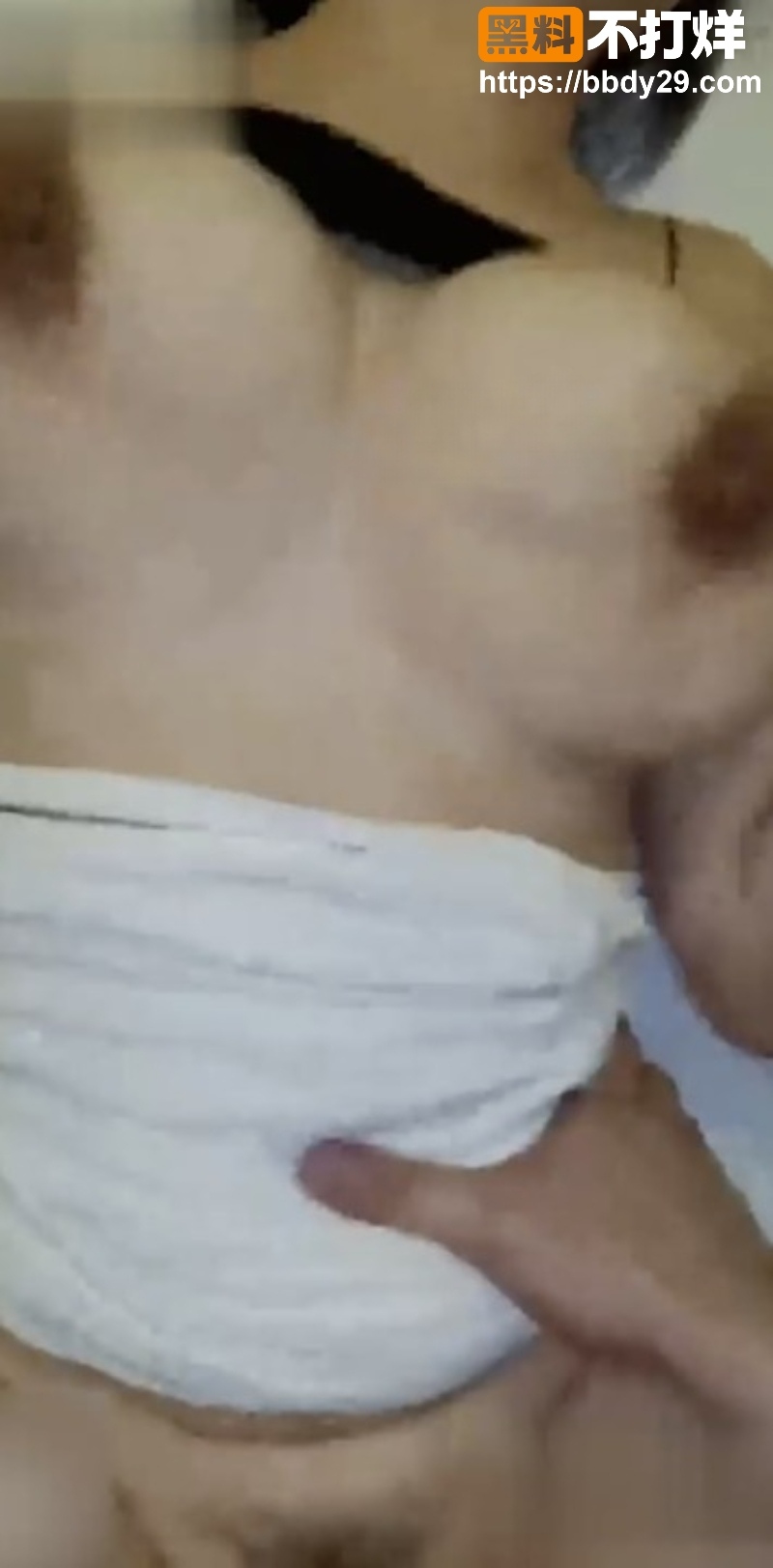 海角大神出租房亲姐巨乳偷情4