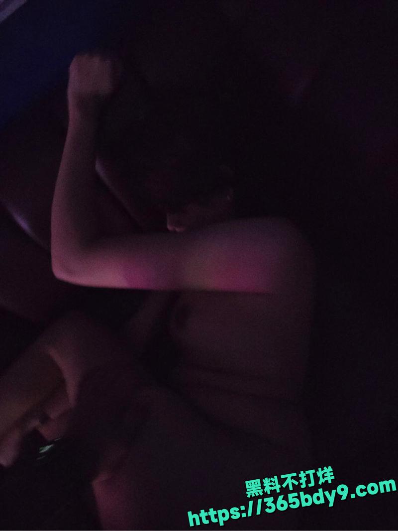 北京天上人间VIP包厢一夜豪掷十万 3