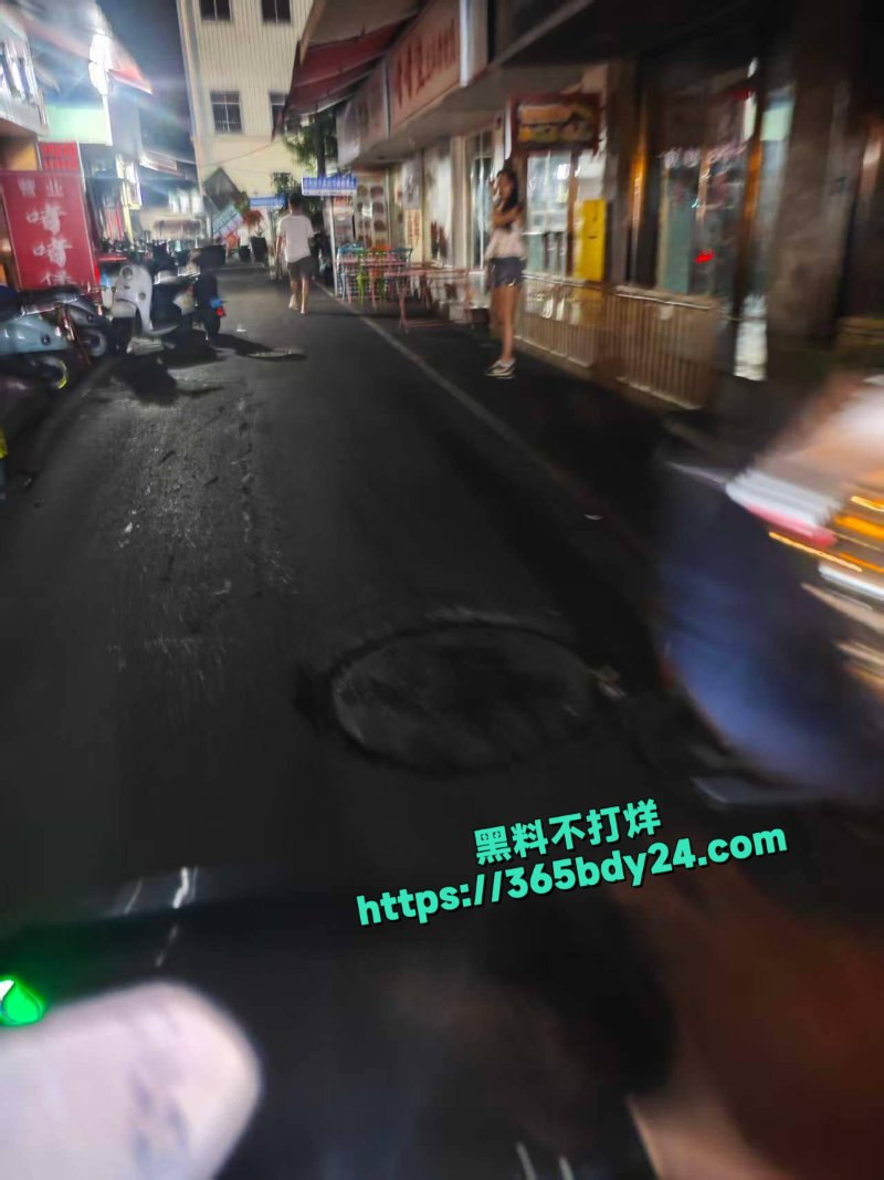 广西埌西菜市站街女被曝光3
