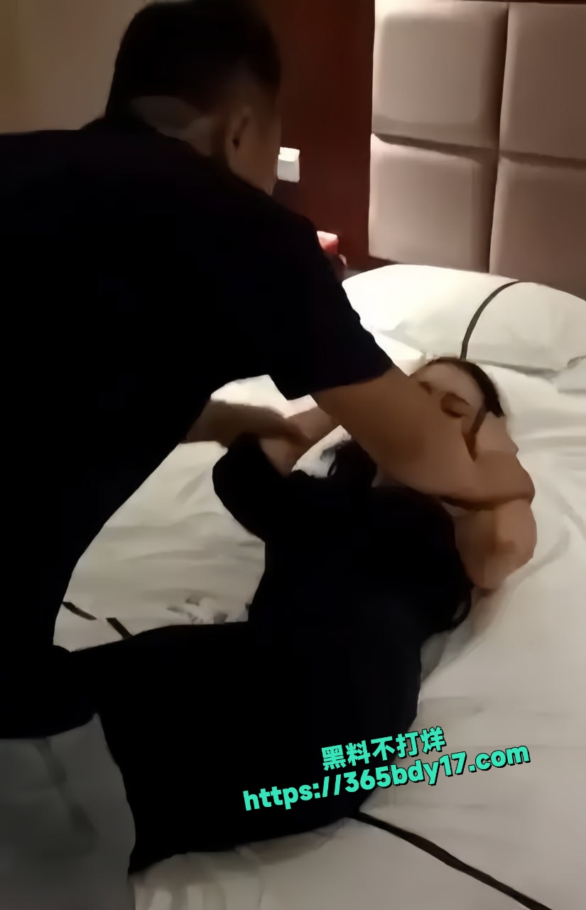 极品人妻出轨被捉现场年度抓奸大戏上映 6