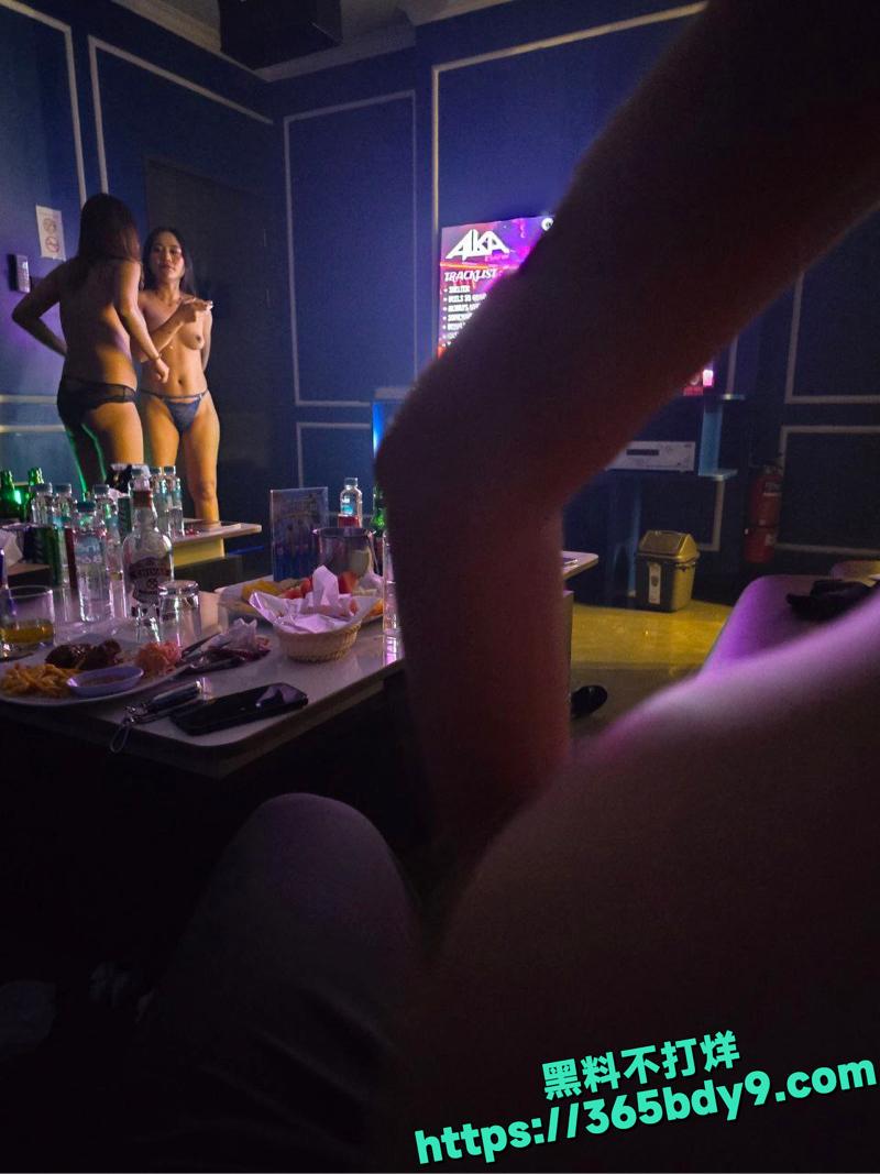 北京天上人间VIP包厢一夜豪掷十万 5