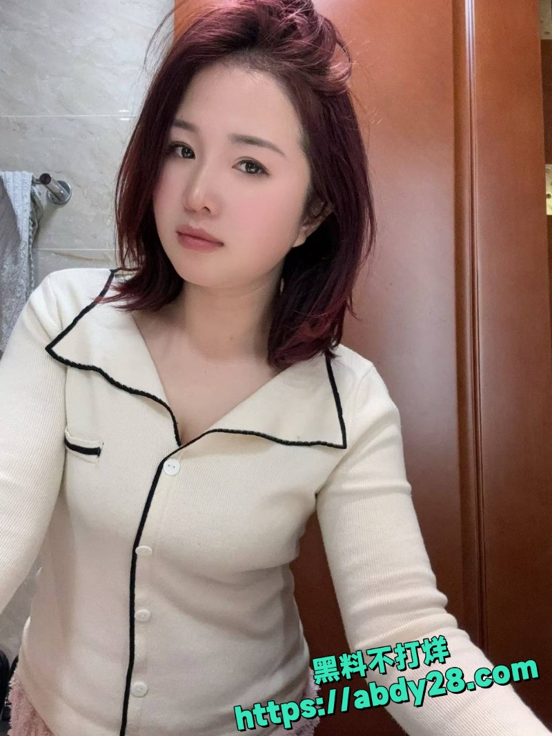 离婚少妇邱宇婷自慰视频2