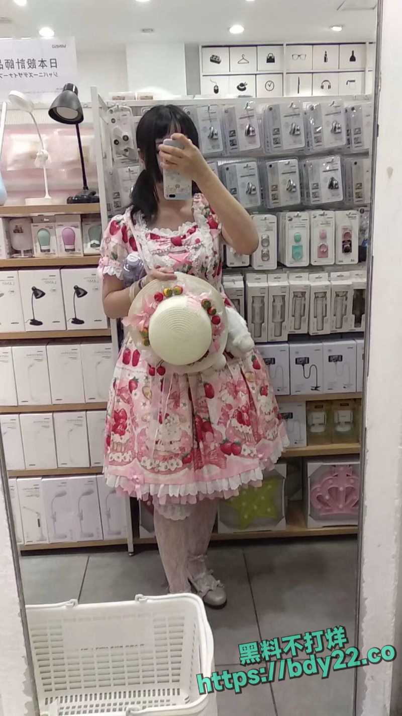 易梦雯54.jpg