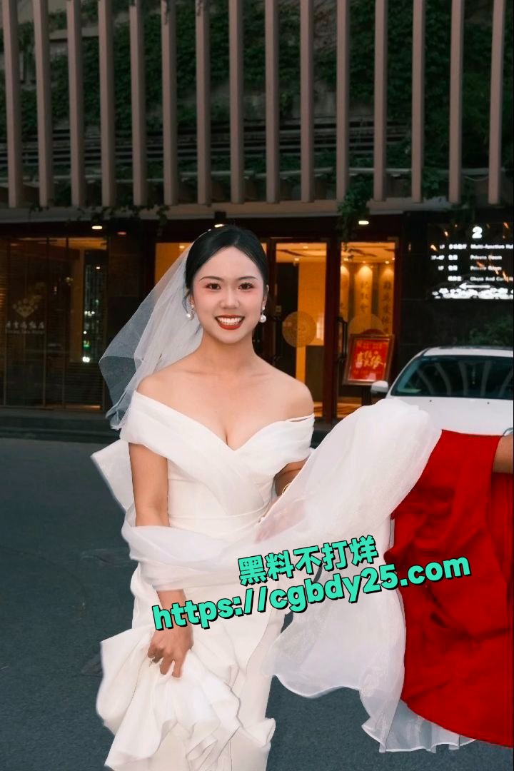 人妻母狗闫冰倩被7个男人操过4