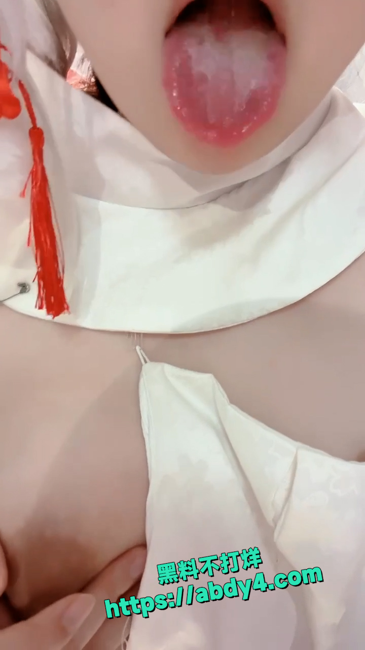 竖版模版.00085018.Still256