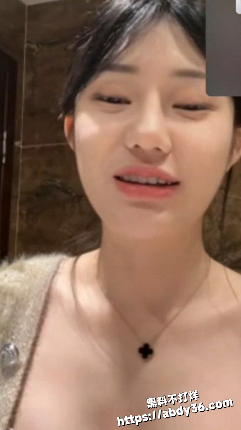 广西南宁金利陪酒女 韦某希.jpg9