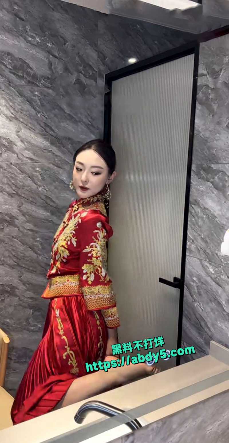 微博网红媚娘白玉花下海视频流出 8