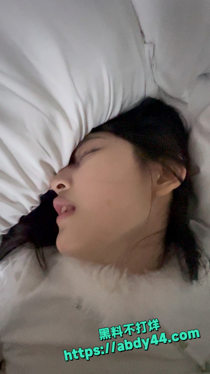 女主的声音嗲嗲的并且馒头 8