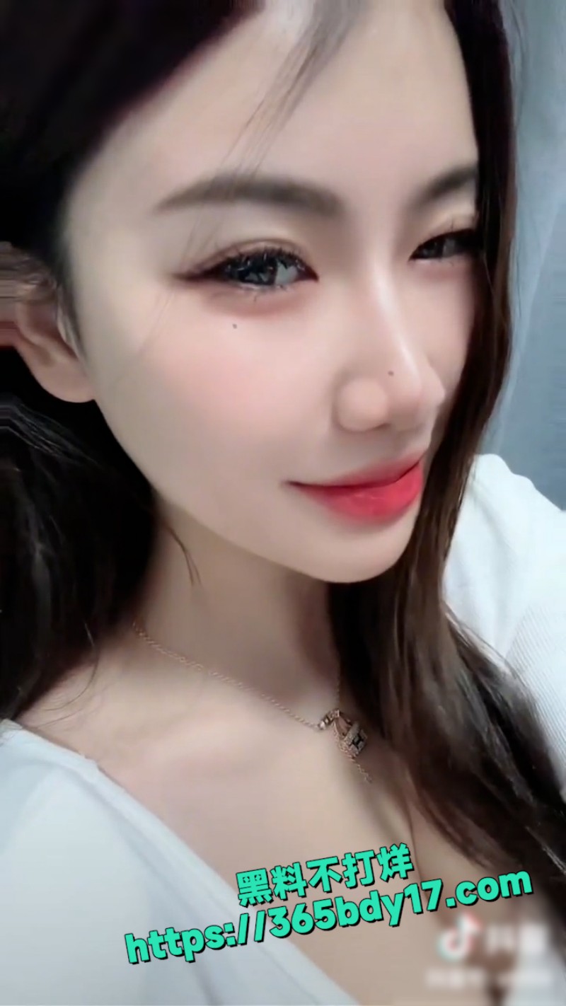 抖音骚气少妇冯笑笑 4