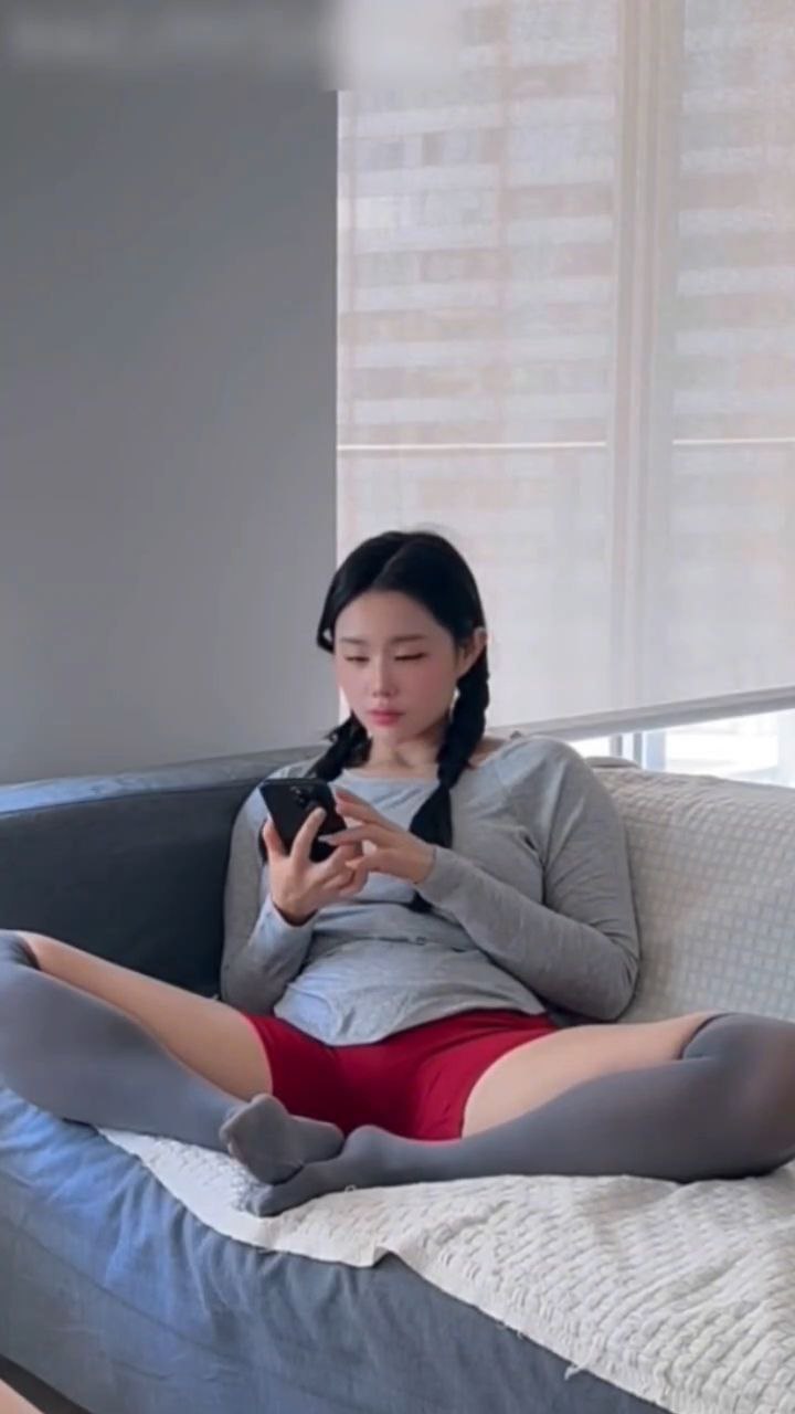 推特95后网黄博主 汐梦瑶5