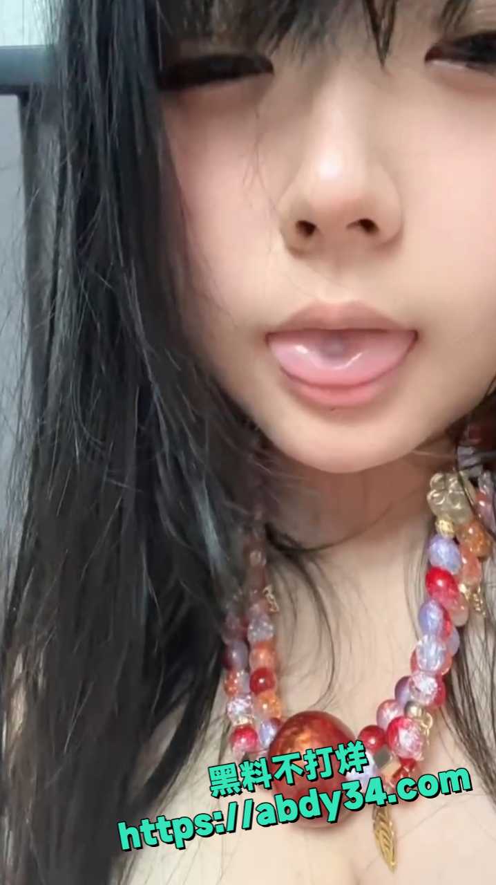 上海大学毕业的母狗 32