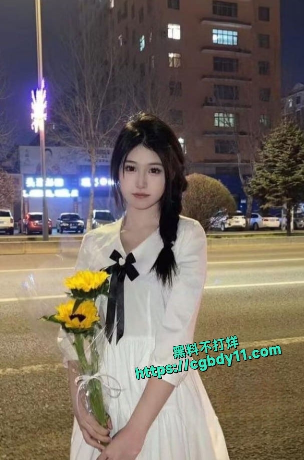 高颜值短发女大郭奕涵 俏皮学生妹被金主调教成骚浪小母狗 (4)