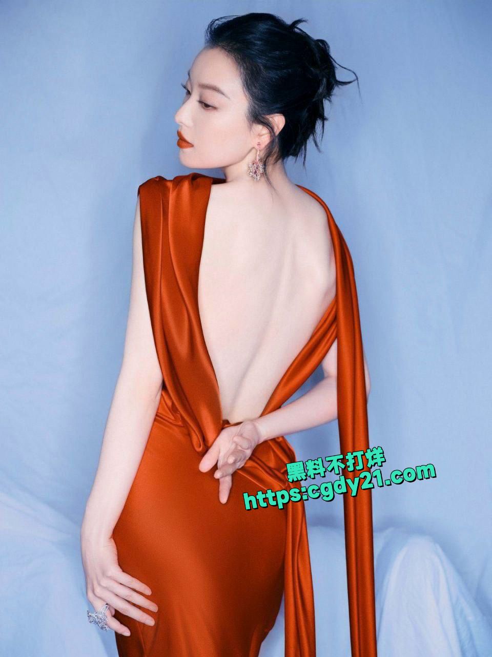 倪妮 不雅照片倪妮刮毛门照片惊人，19张大尺度照片曝光14