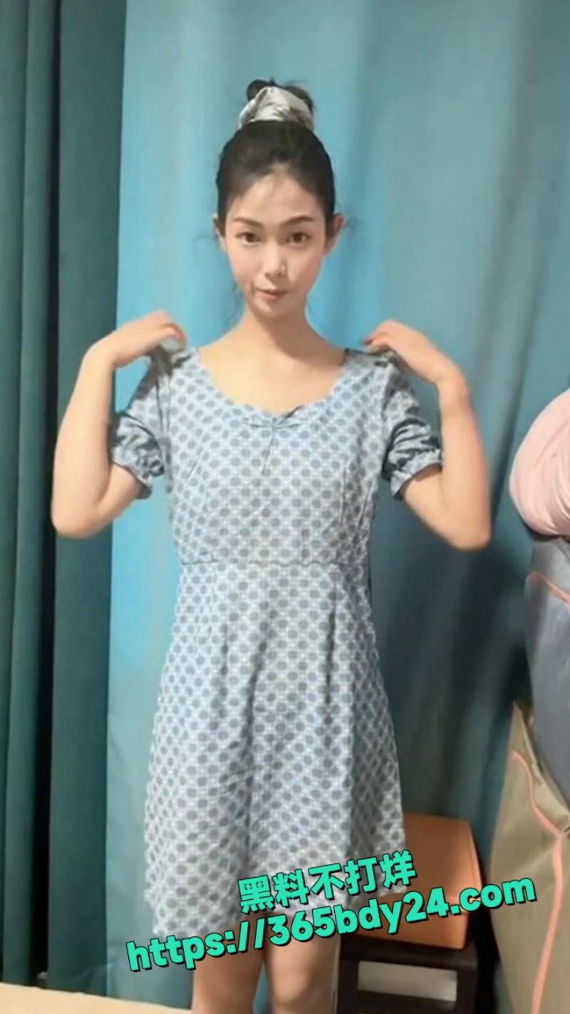 云南高校学生妹  8