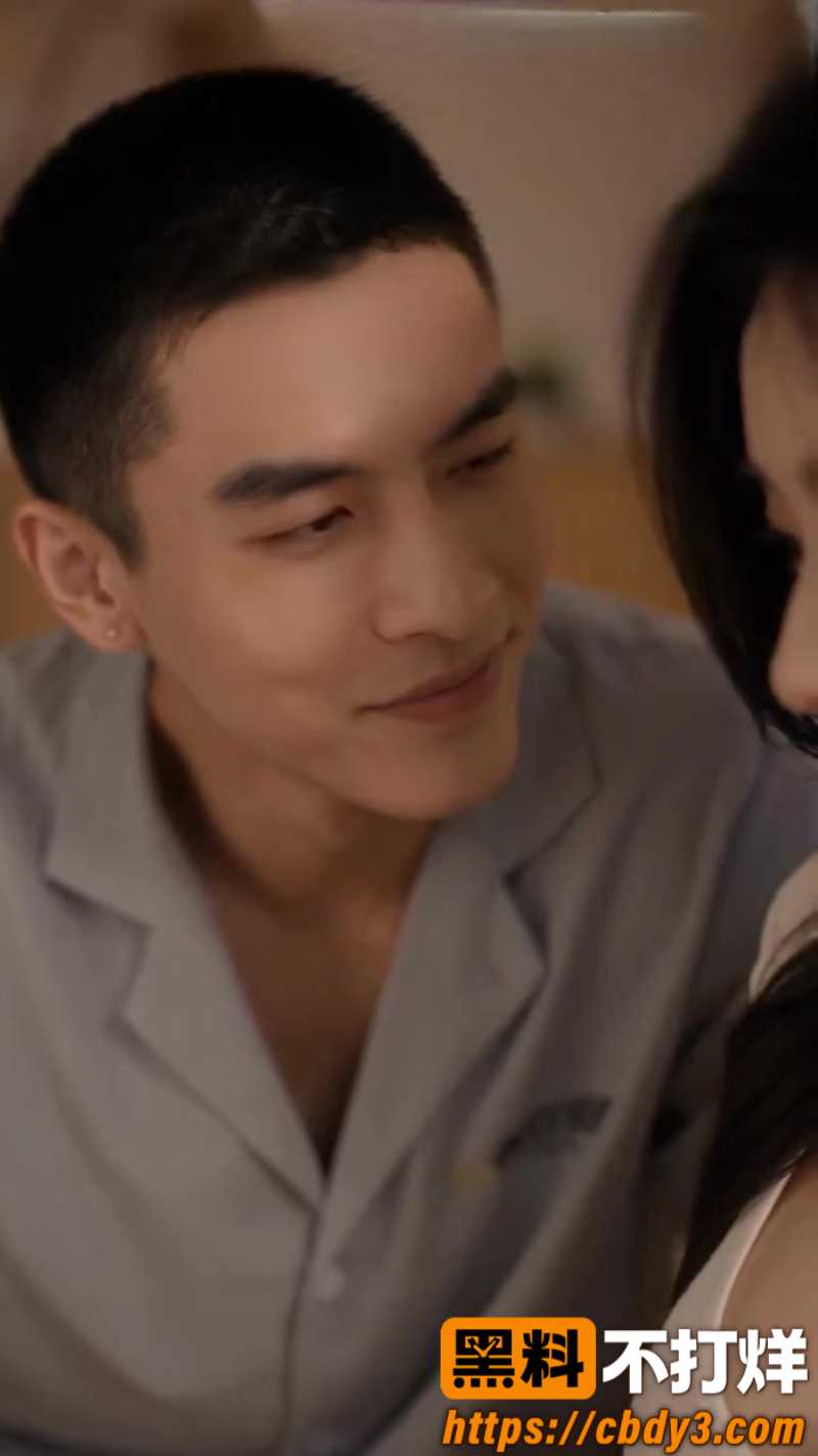 女友帮我操闺蜜4