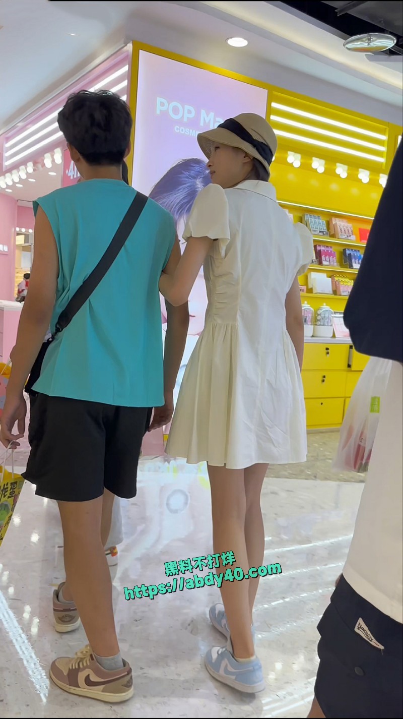这丑男友晚上回家不 1