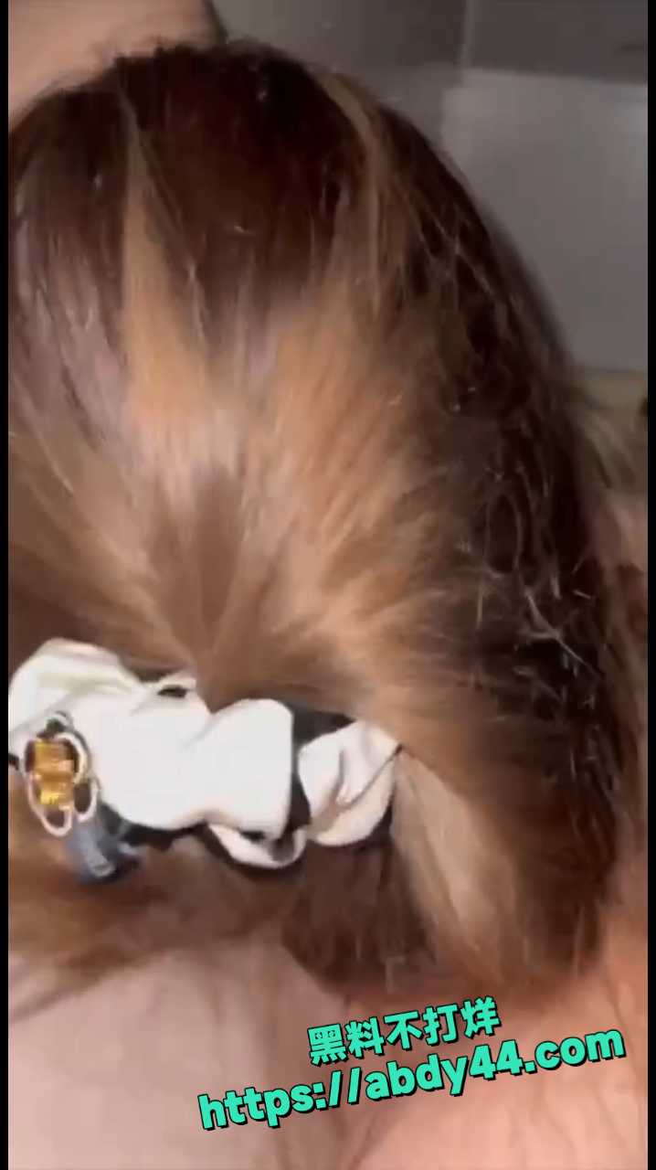 巨乳黑丝情趣内衣肉感 12