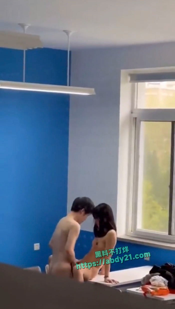 杨玥与多个同校男学生做爱怀孕 10