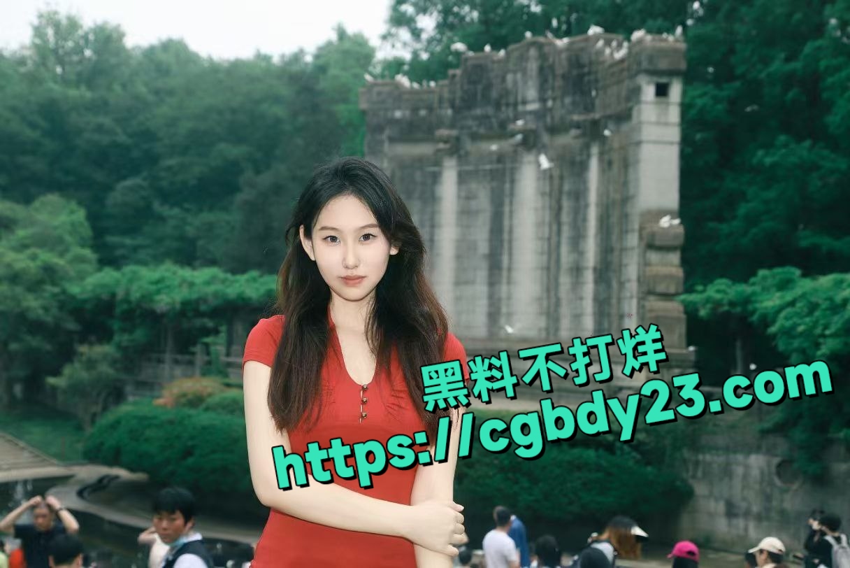 河北唐山谢雨桐被男友和好兄弟一起玩3P1