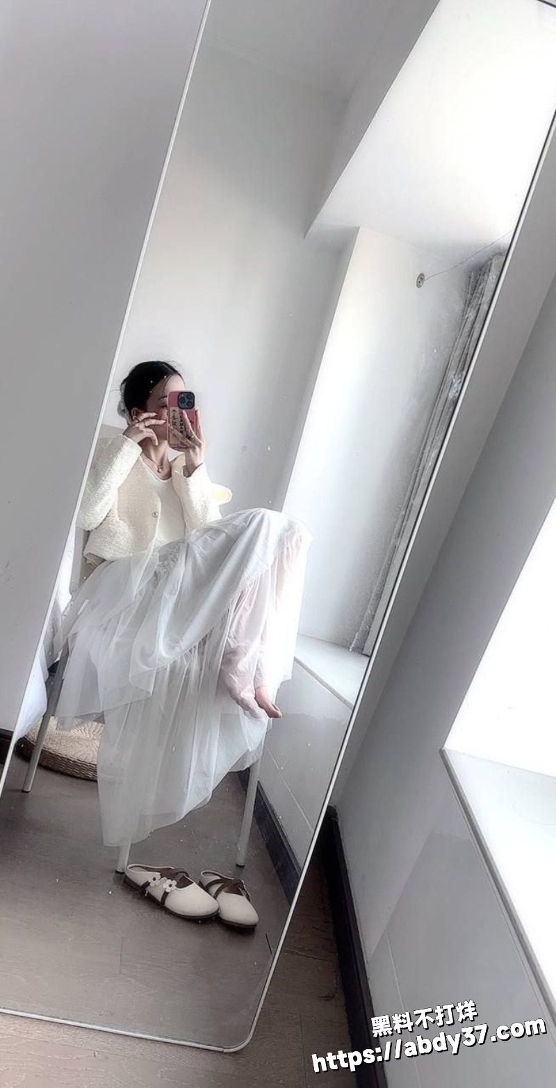 黑龙江鹤岗纹身精神小妹刘锦2