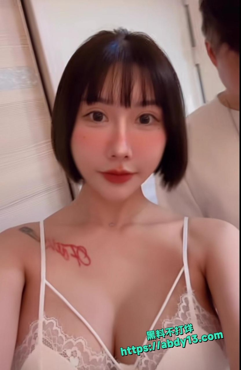抖音13万粉博主杏妮早期流长发时2