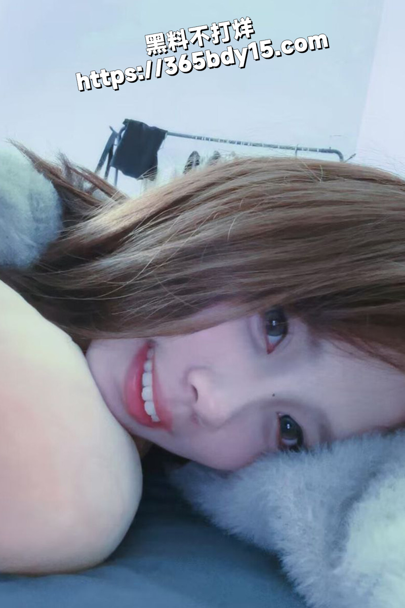 广东服装店女老板7