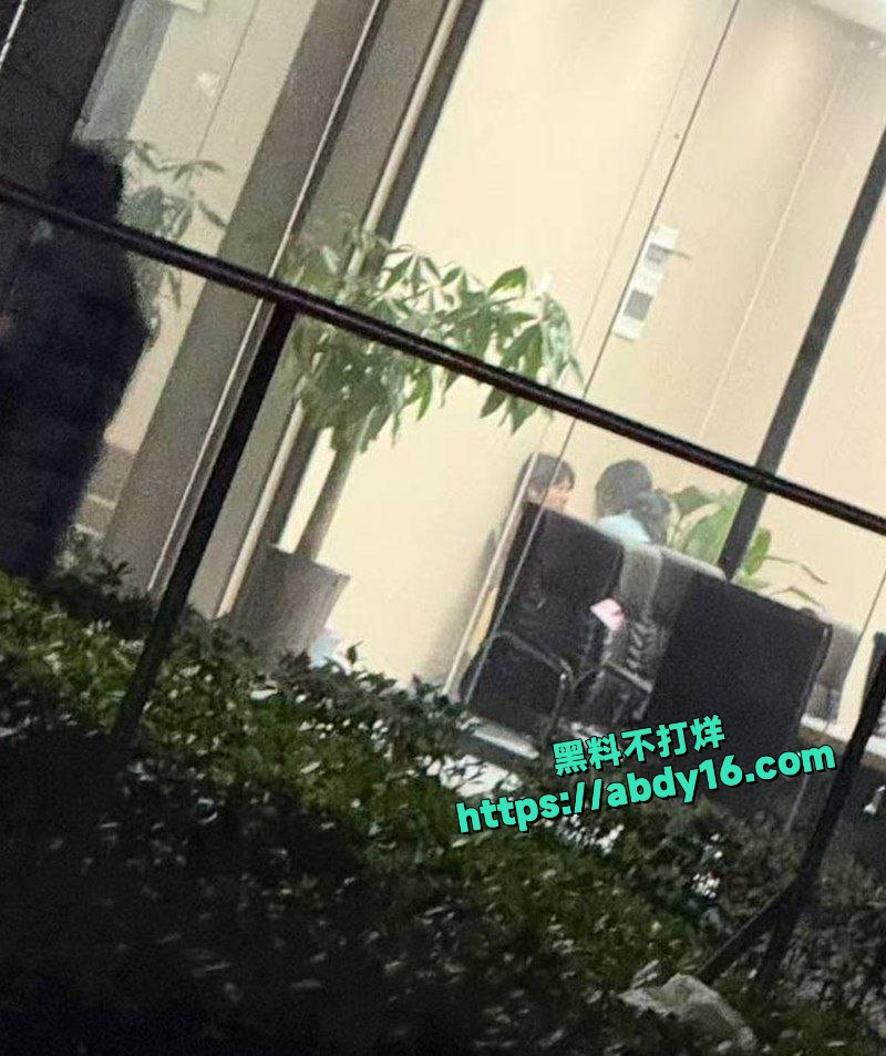皖江工学院小情侣3