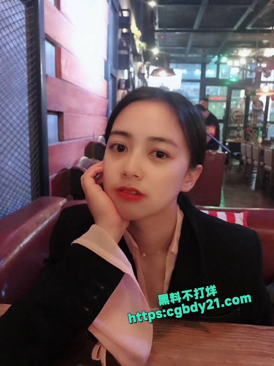 重庆财大新疆学妹夏兹热丽31