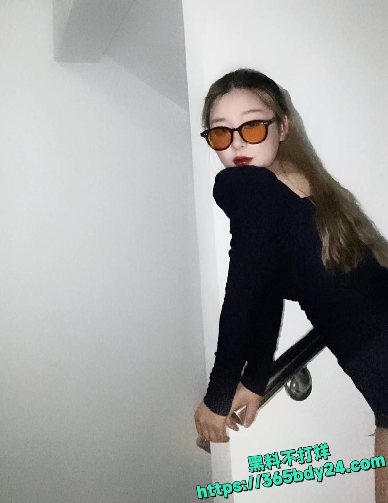 云南昆明刘悦和私拍视频11