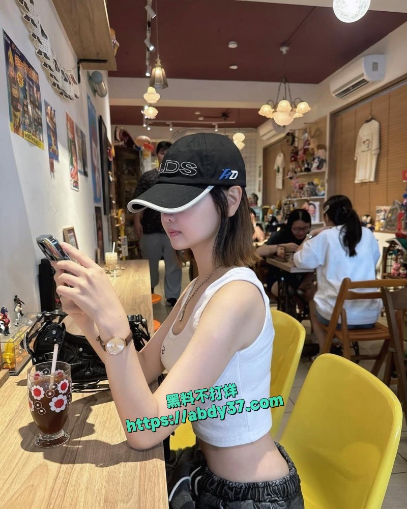 巨乳小网美芷芷  11
