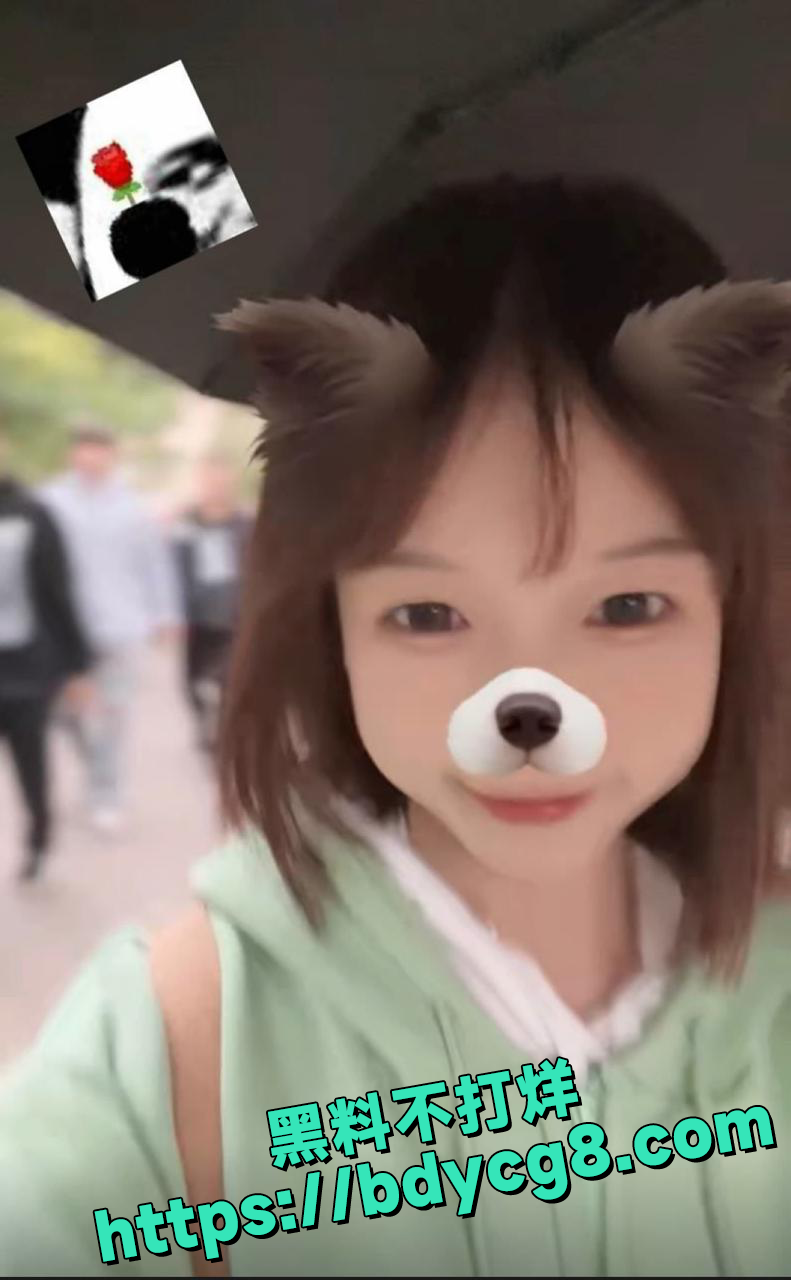 新疆的学生妹外表清纯可人7