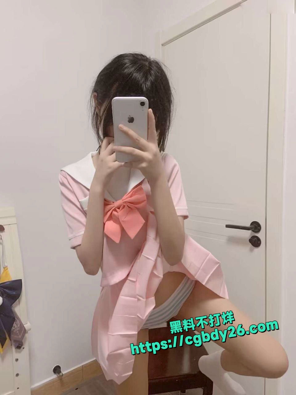 抖音32w粉丝网红部也是卜过门付费视频19