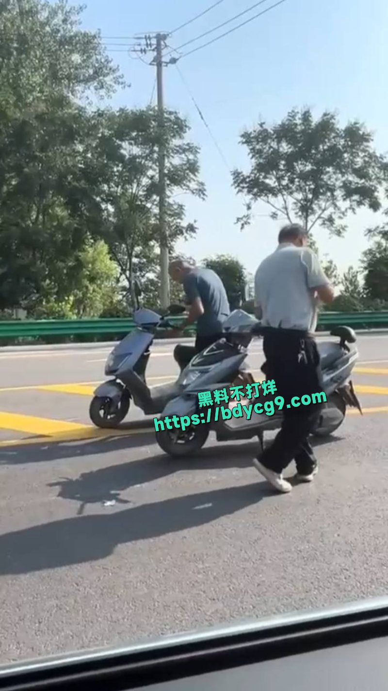 河南周口沈丘拦截婚车现场警察来了都不管用2