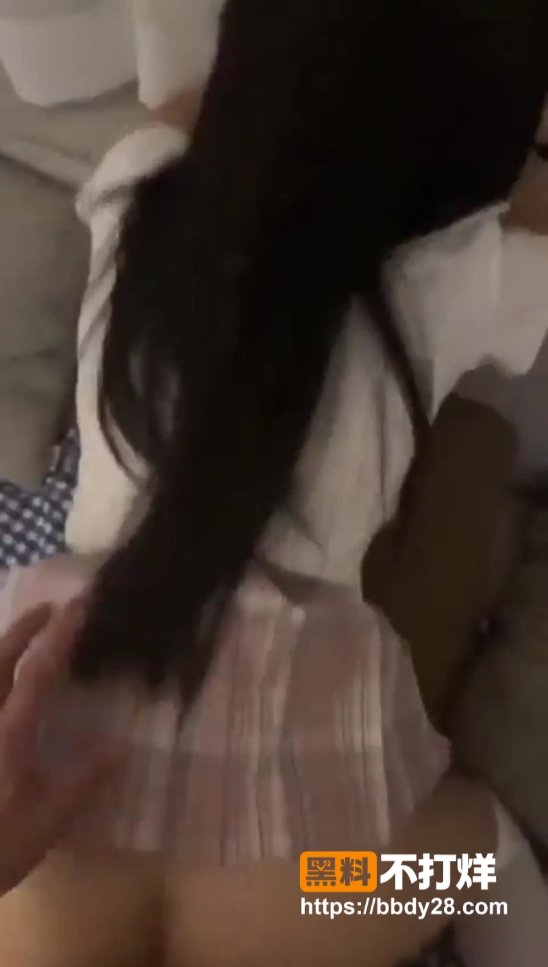 推特极品嫩妹ttttkio2