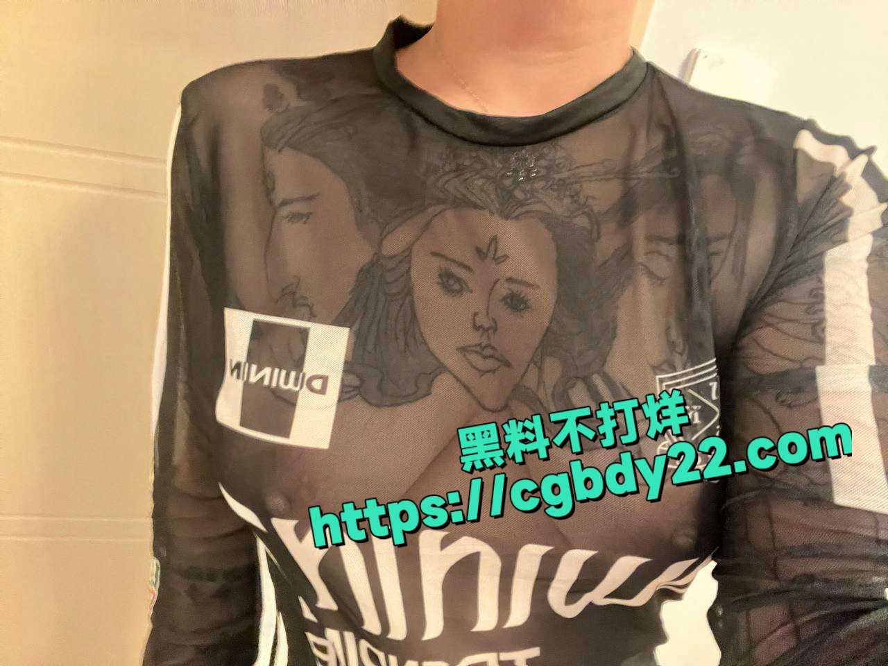 符文战士 制服调教SM忙的合不拢腿 微信与炮友交流做爱心得20