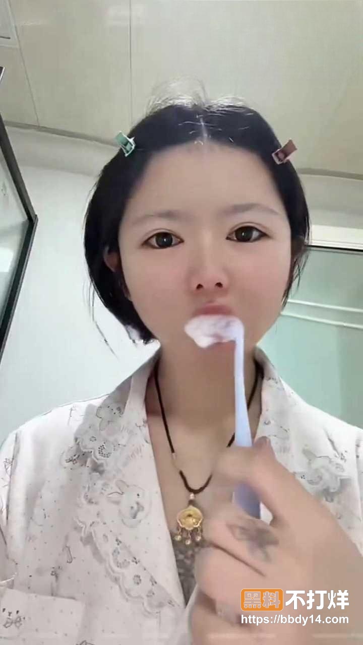 露脸双马尾少萝6