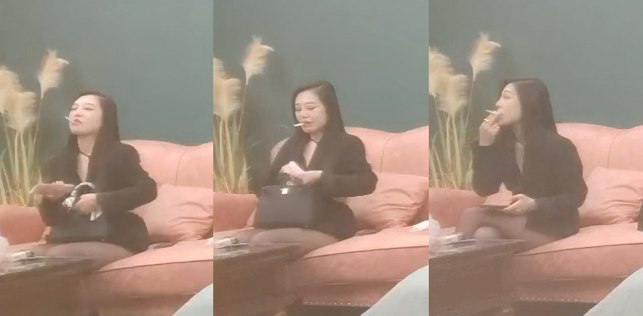 探花精选 酒店三千块约炮极品大长腿黑丝御姐 主动换情趣套装被操到腿软