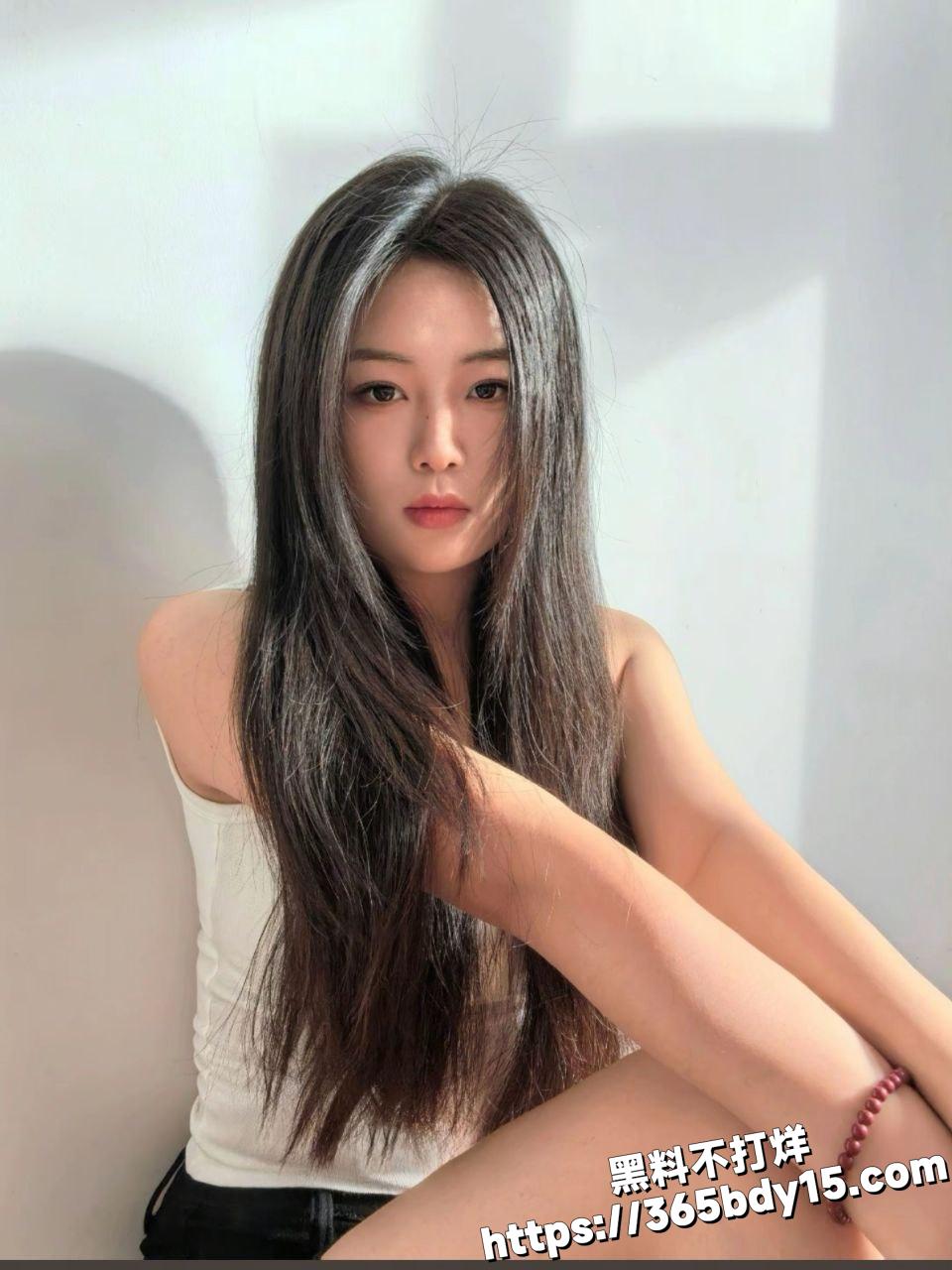 郝艺丹1