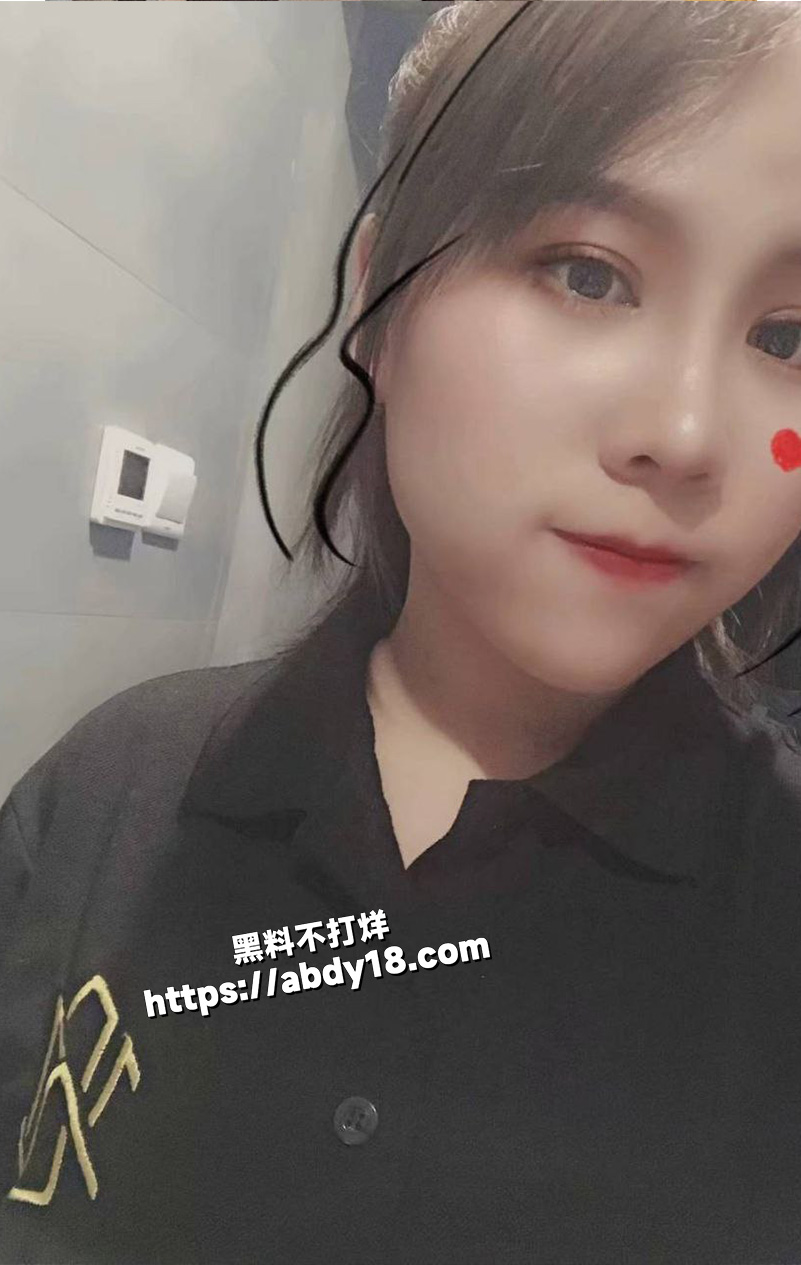 甜美漂亮的人妻母狗