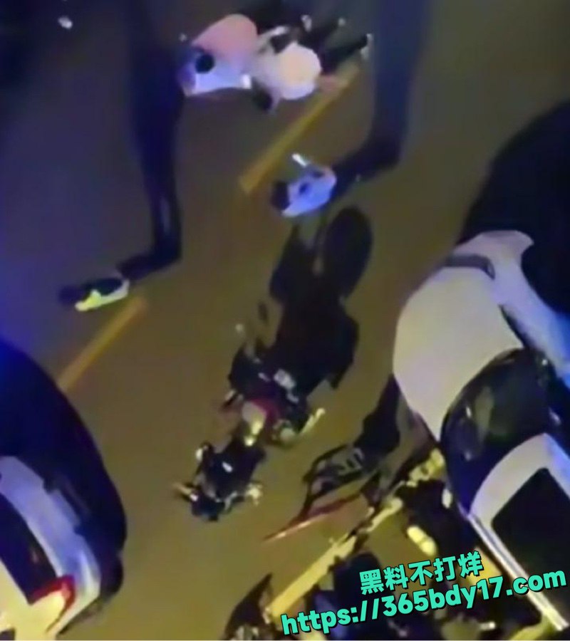 凌晨街头冲突砍人视频流出6.