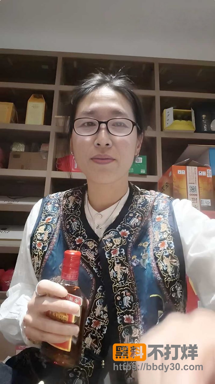 山西运城超市老板娘和亲儿子乱伦7