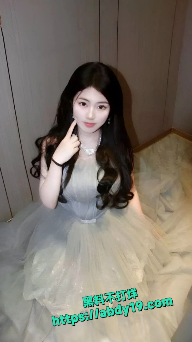 福建大学大一学生妹李梓涵 10