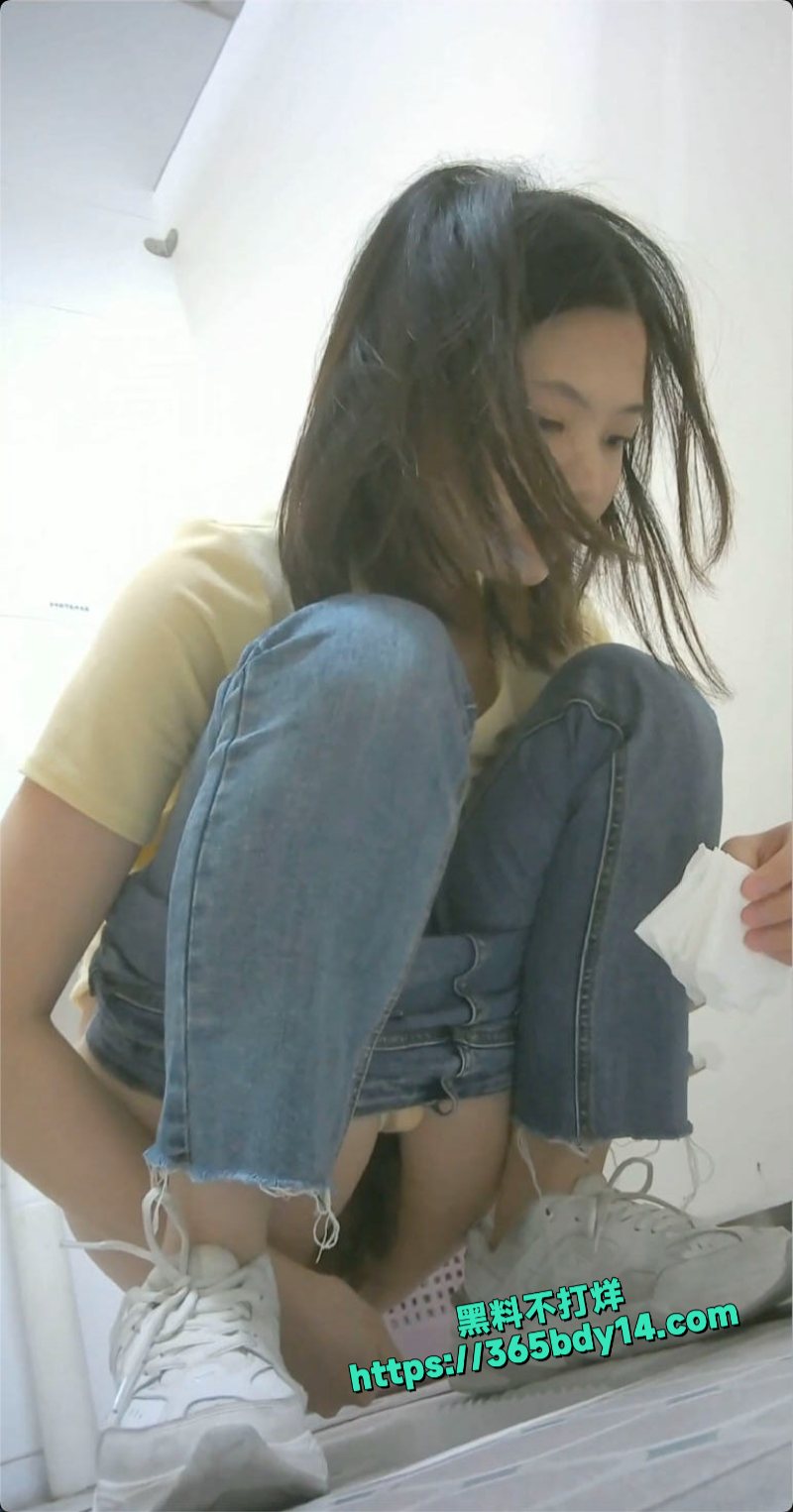 江苏电子厂女厕所偷拍6