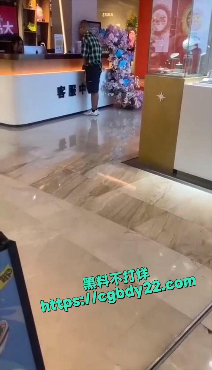对着女客服打飞机1