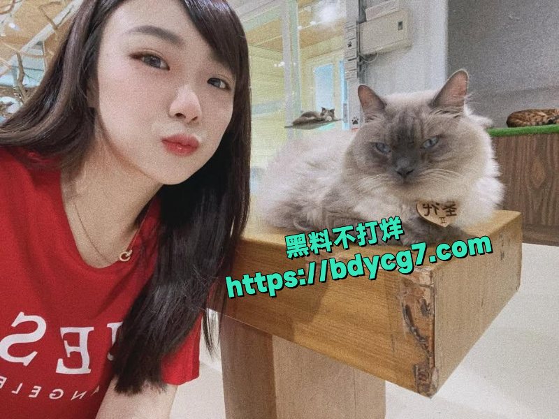 超抗操的美牙师晴晴与男友自拍的做爱视频被外流了出来12